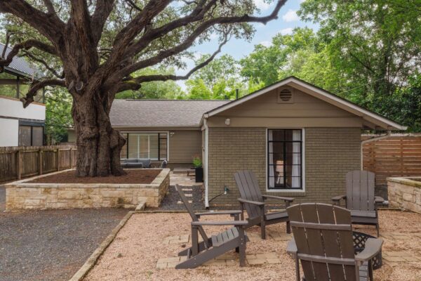 412 Crockett St, Austin