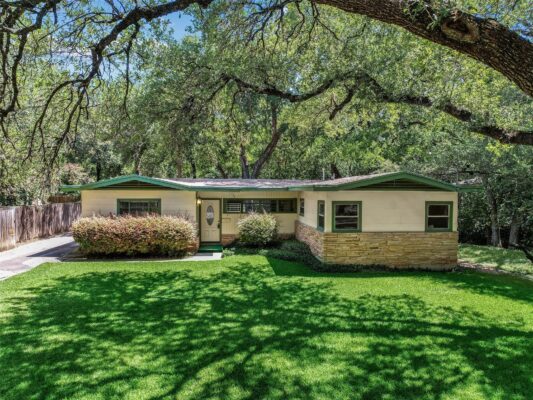 2004 Griswold Ln, Austin