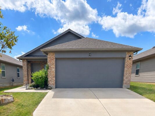 216 Dorchester Dr, Uhland
