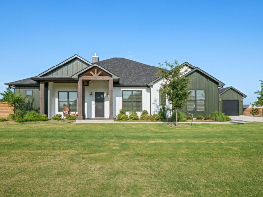 131 Hydrangea Dr, Smithville
