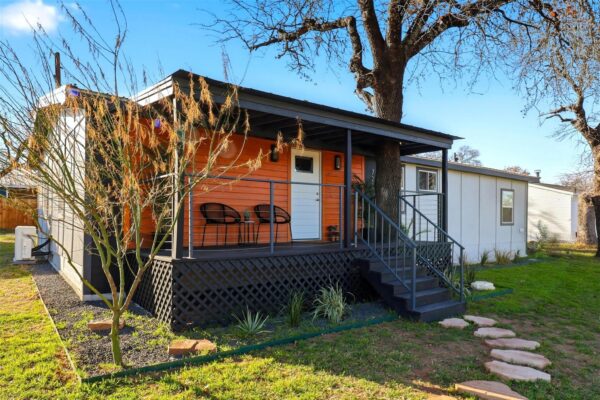 728 Driftwood Ln, Cottonwood Shores
