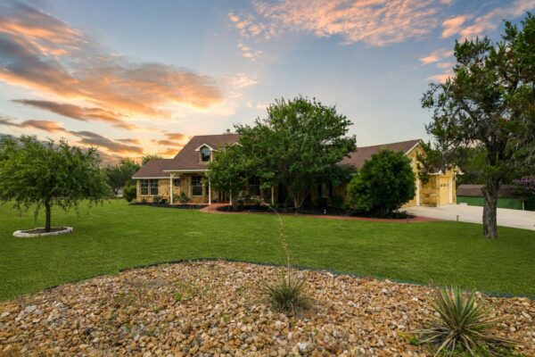 501 Goodnight Trl, Dripping Springs