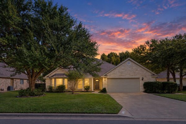 3005 Parker Dr, Georgetown