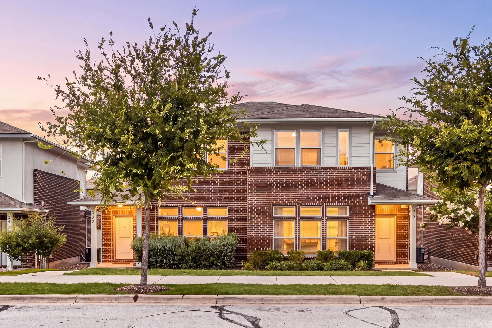 605 W South St #33, Leander, TX 78641