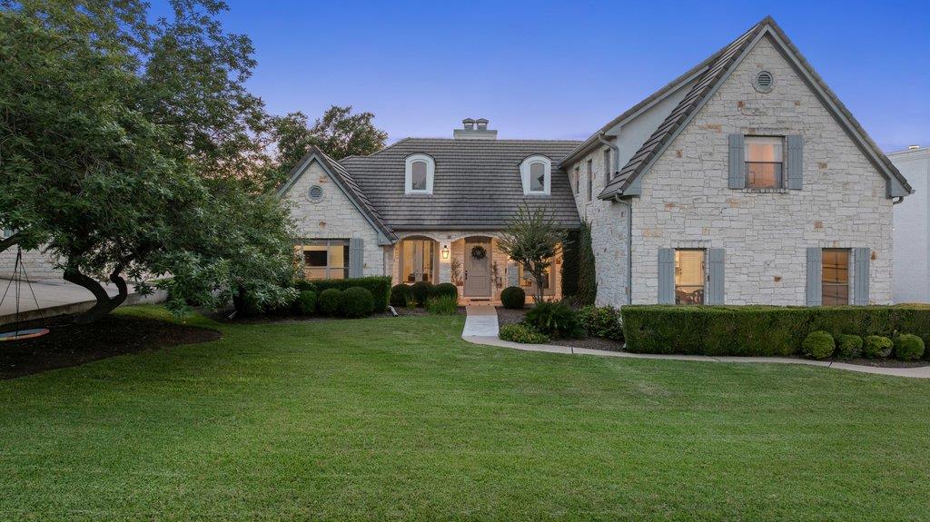 22 Autumn Oaks Dr, Austin, TX 78738