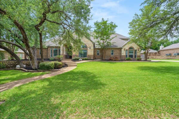 239 Eagle Landing Dr, Belton