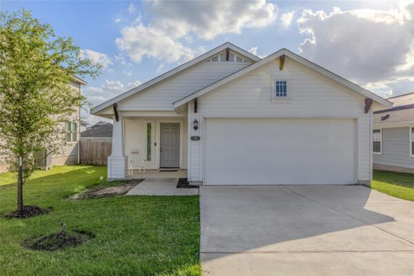 328 Black Opal Dr, Jarrell