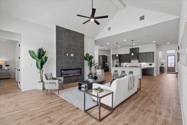 213 Firethorn Rd, Marble Falls