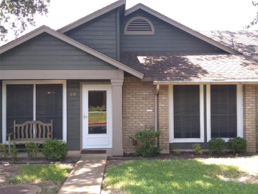 1015 E Yager Ln #69, Austin