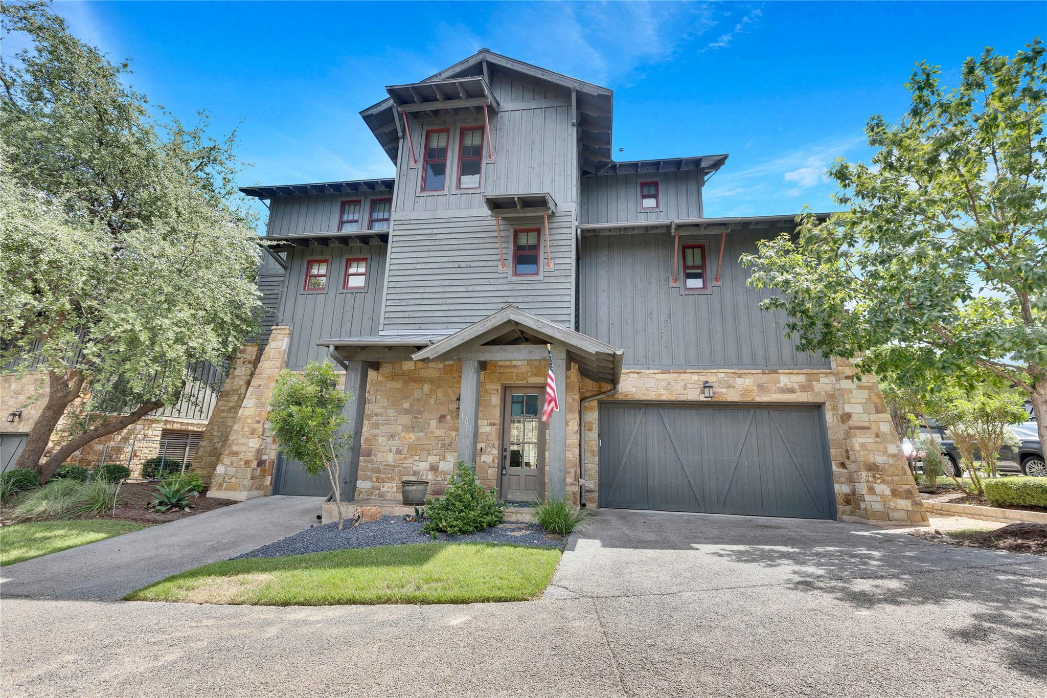 2217 Seabiscuit Cv #101, Spicewood