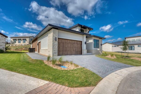 119 Via Roma Ct, Horseshoe Bay