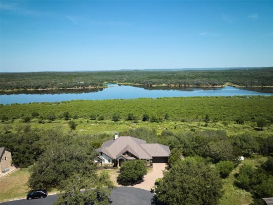 601 Wesley Ridge Dr, Spicewood