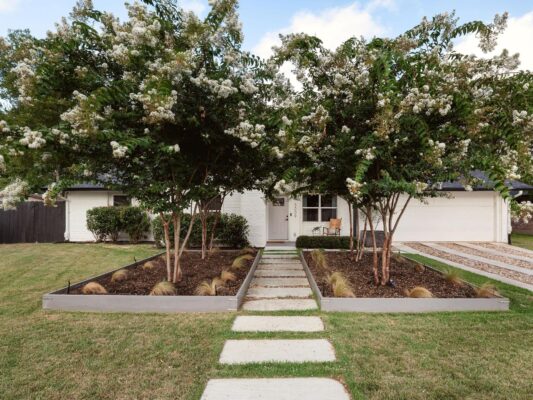3009 Val Dr, Austin