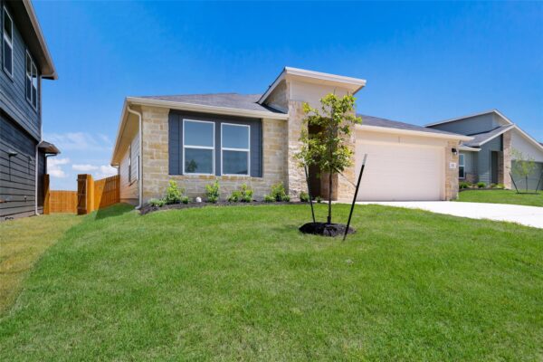 496 Globe Mallow Cir, Kyle