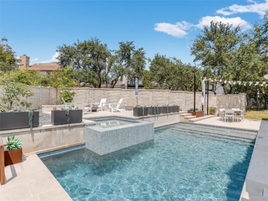 75 Stillmeadow Dr, The Hills
