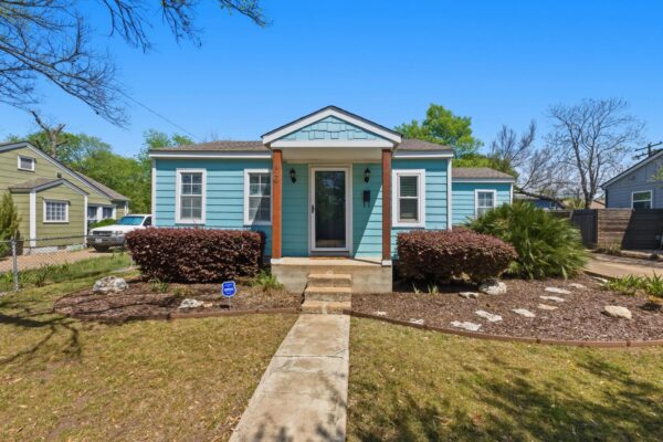 916 E 49th St, Austin