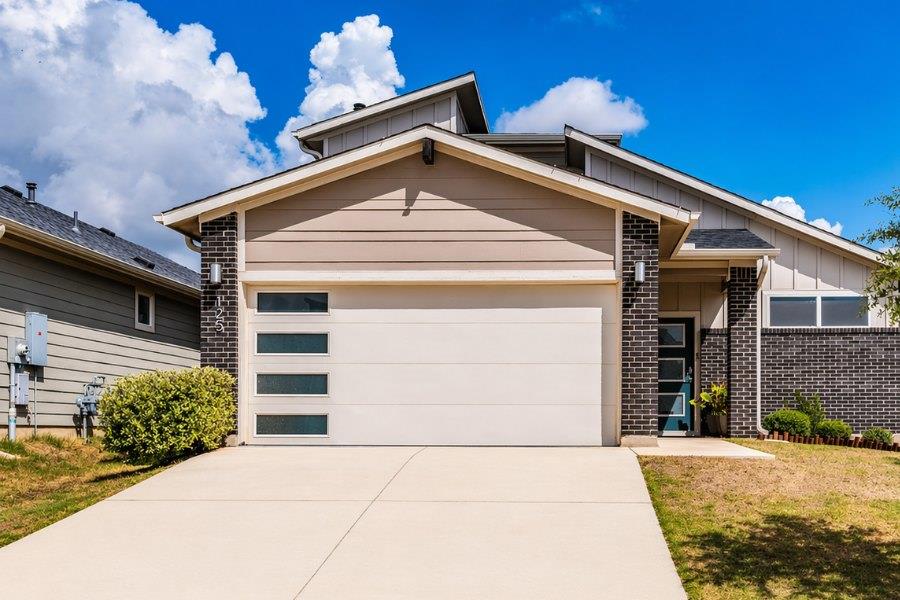 125 Cupreata Ln, Leander