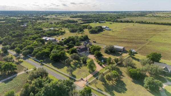 134 Creekside Dr, Liberty Hill