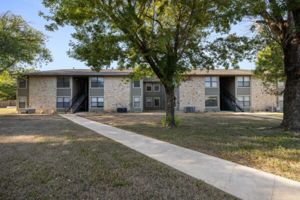1500 Northwest Blvd #411, Georgetown