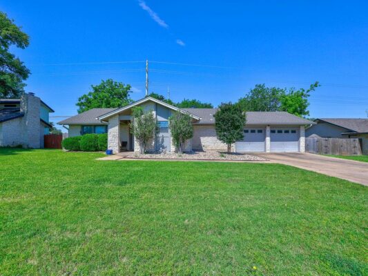 1002 Deep Wood Dr, Round Rock