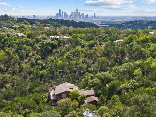 1302 Circle Ridge Dr, West Lake Hills