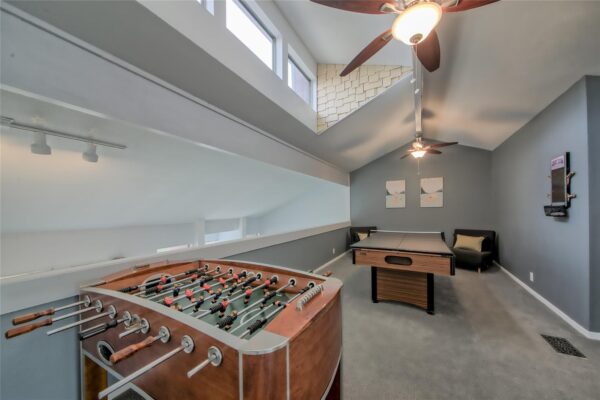 549 Demarett Dr, Point Venture