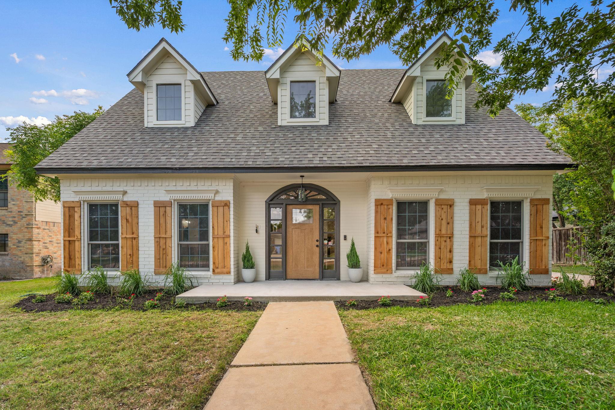 1102 Twin Creek Dr, Pflugerville, TX 78660