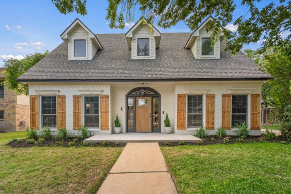 1102 Twin Creek Dr, Pflugerville