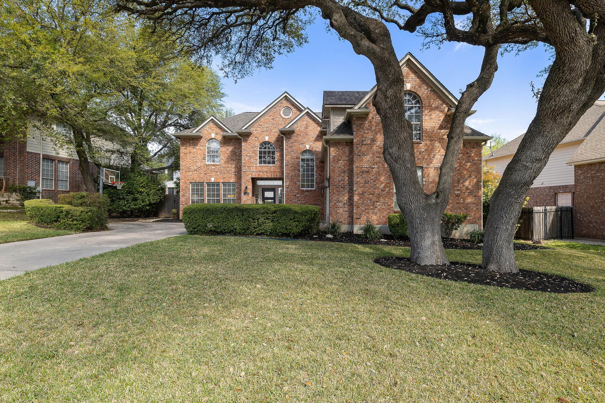 2114 Hilton Head Dr, Round Rock