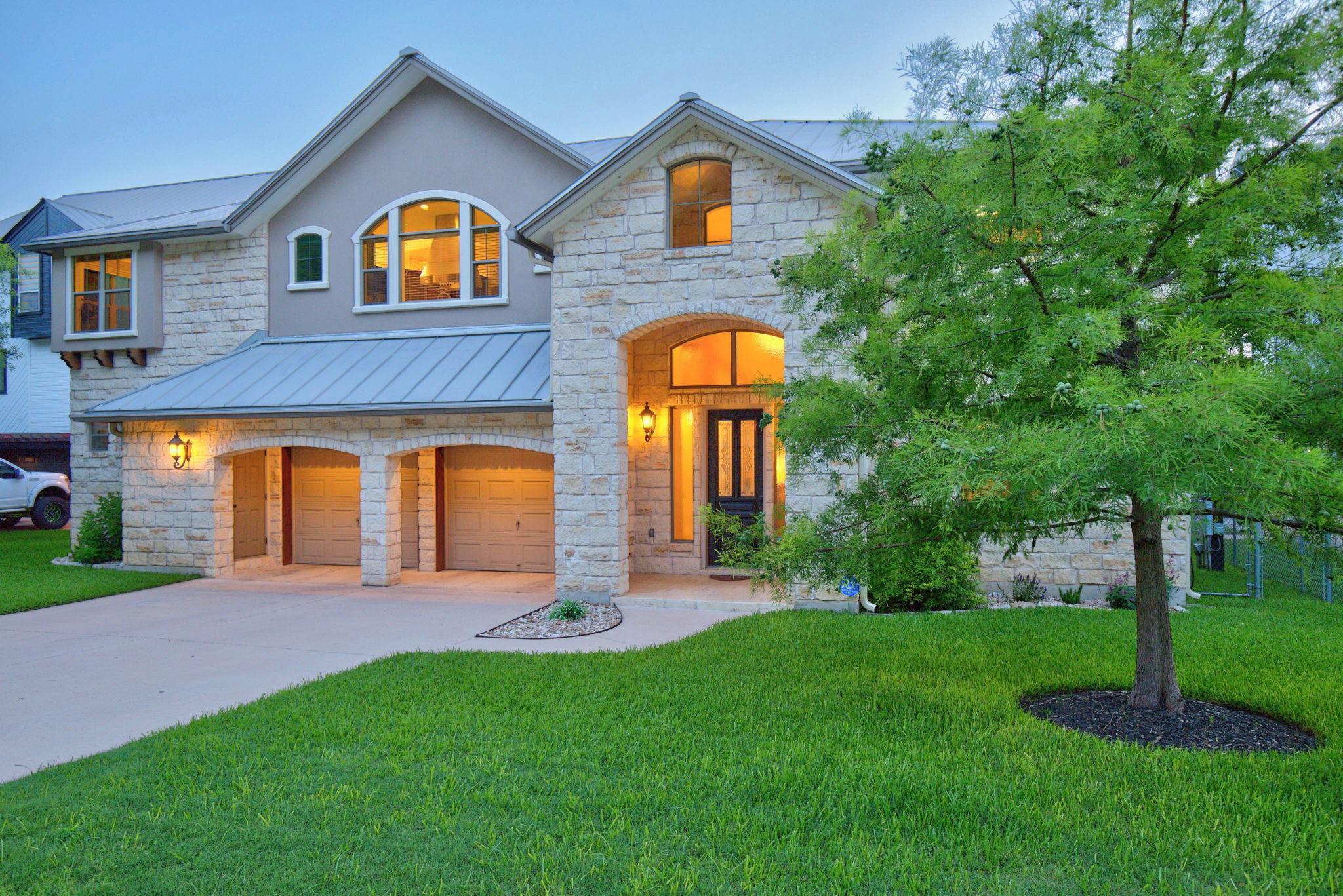 814 Scenic Loop, Kingsland, TX 78639