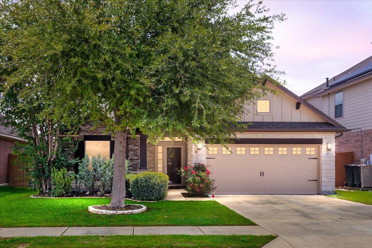 137 Navigator Dr, Austin, TX 78717