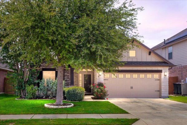 137 Navigator Dr, Austin