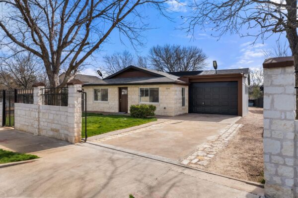2201 Teri Rd, Austin