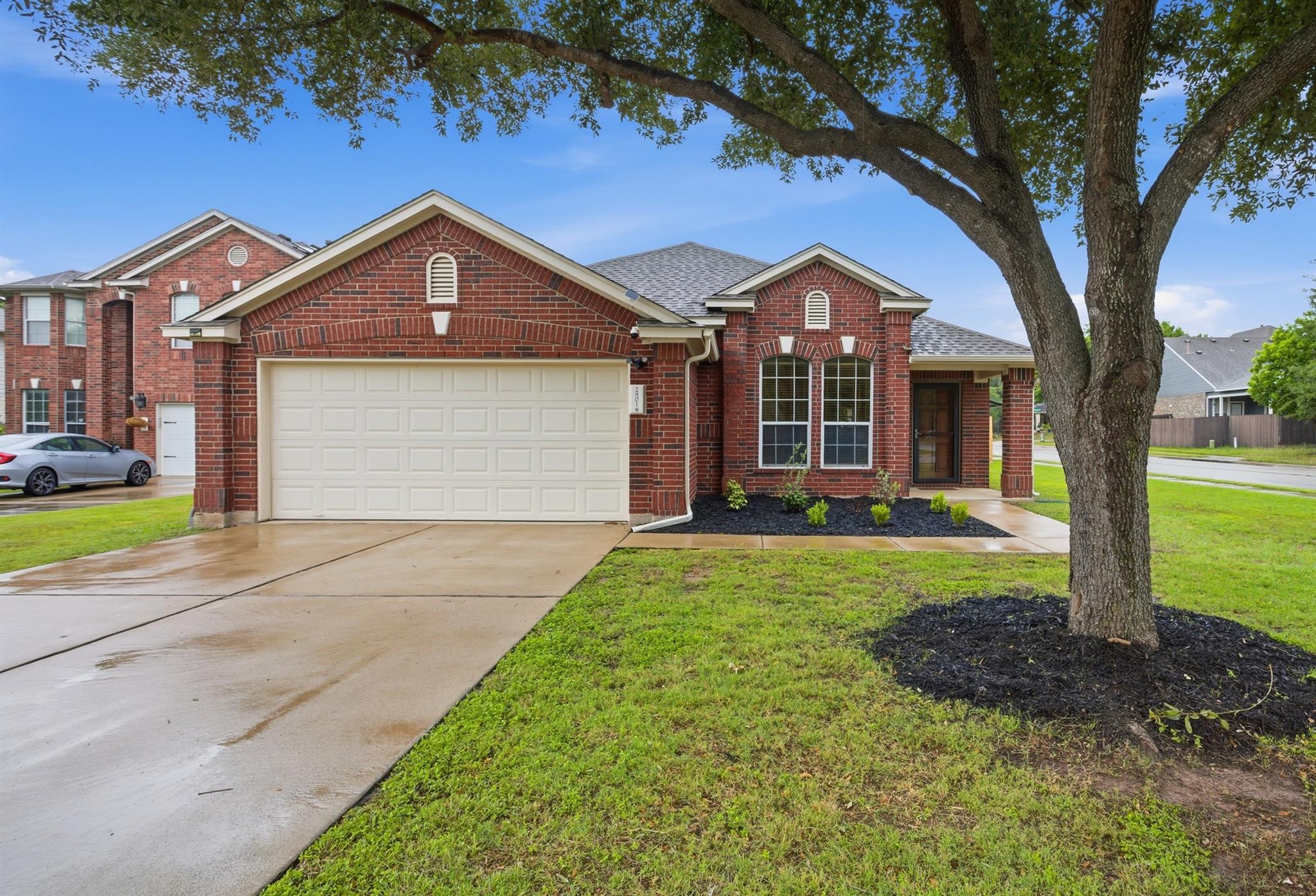 2801 Stirrup Cv, Leander