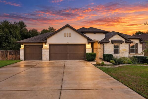 809 Lorraine Cv, Round Rock