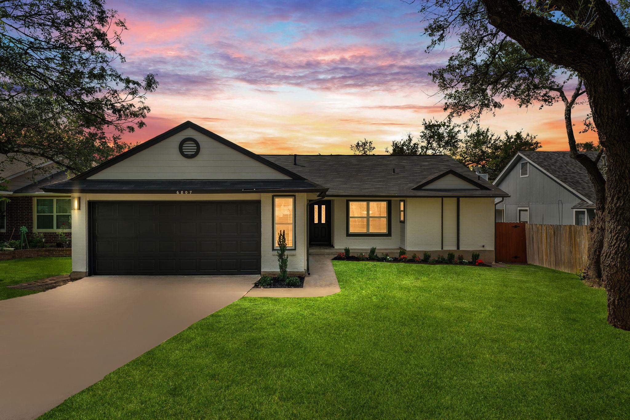 6807 Luckenbach Ln, Austin, TX 78729