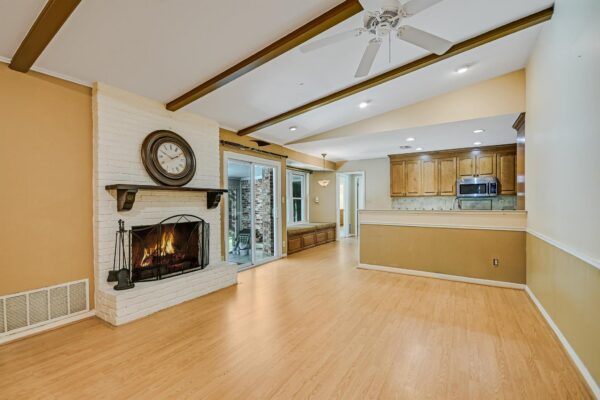 8821 Silverarrow Cir, Austin