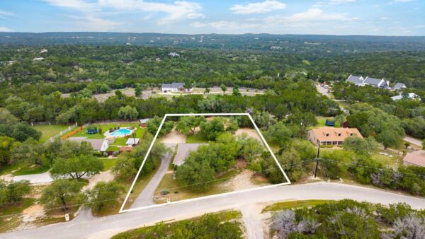 2110 Spring Valley Dr, Dripping Springs