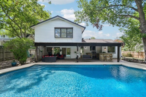 9203 Comburg Dr, Austin