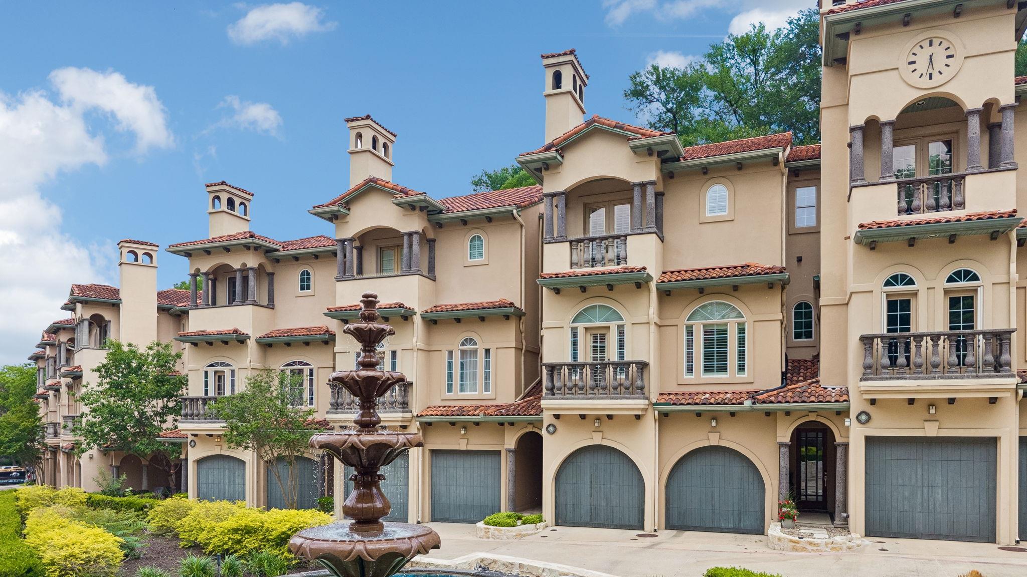 1529 Barton Springs Rd #9, Austin, TX 78704