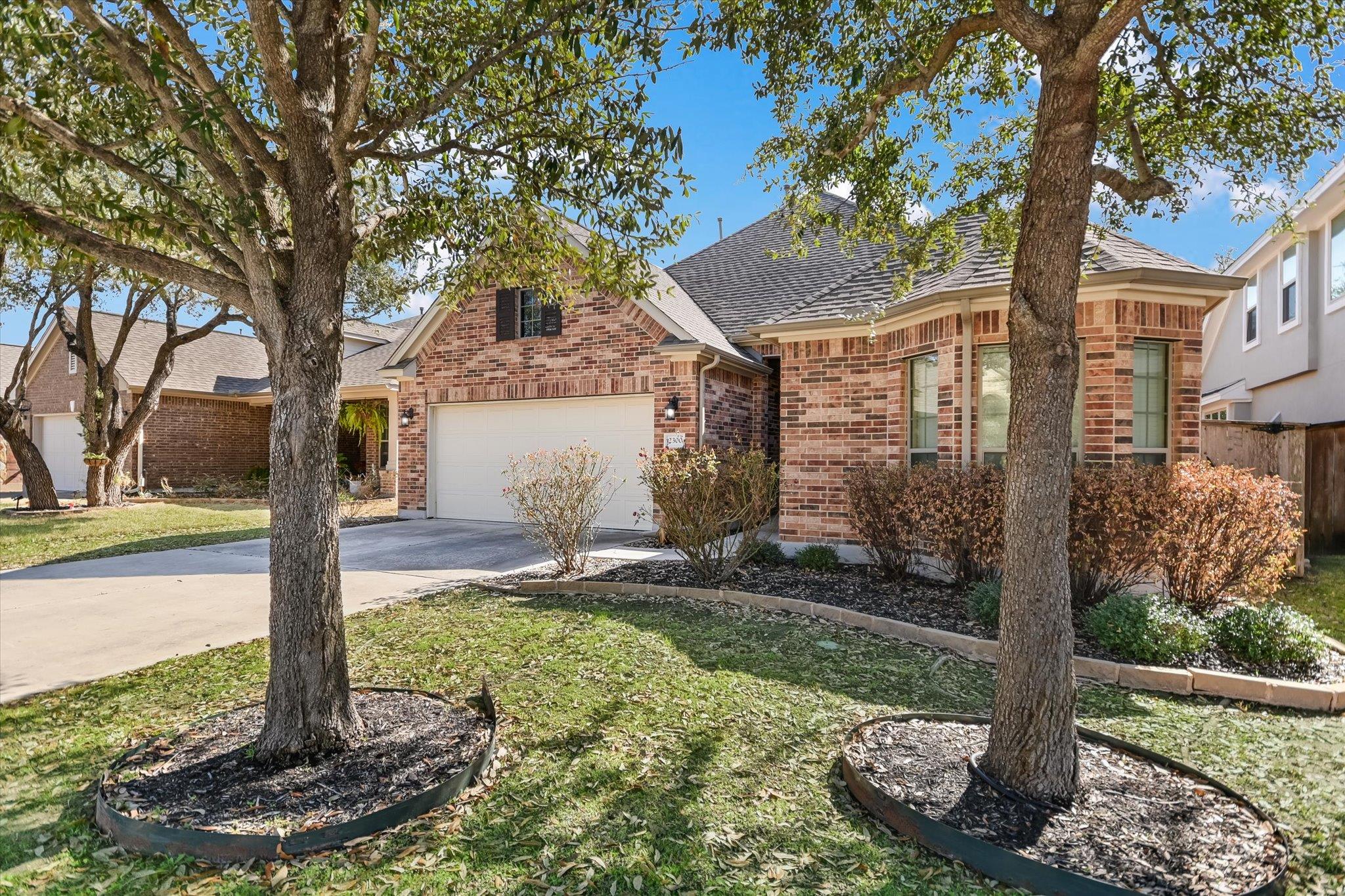 2300 Lookout Range Dr, Leander