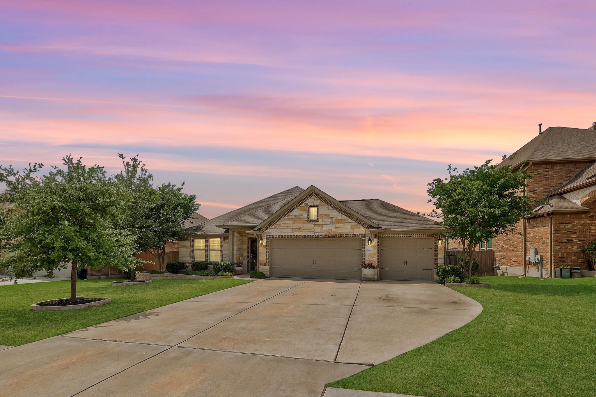 7704 Leonardo Dr, Round Rock