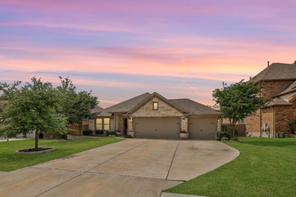 7704 Leonardo Dr, Round Rock