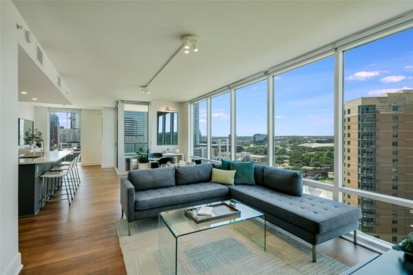 300 Bowie St #1403, Austin