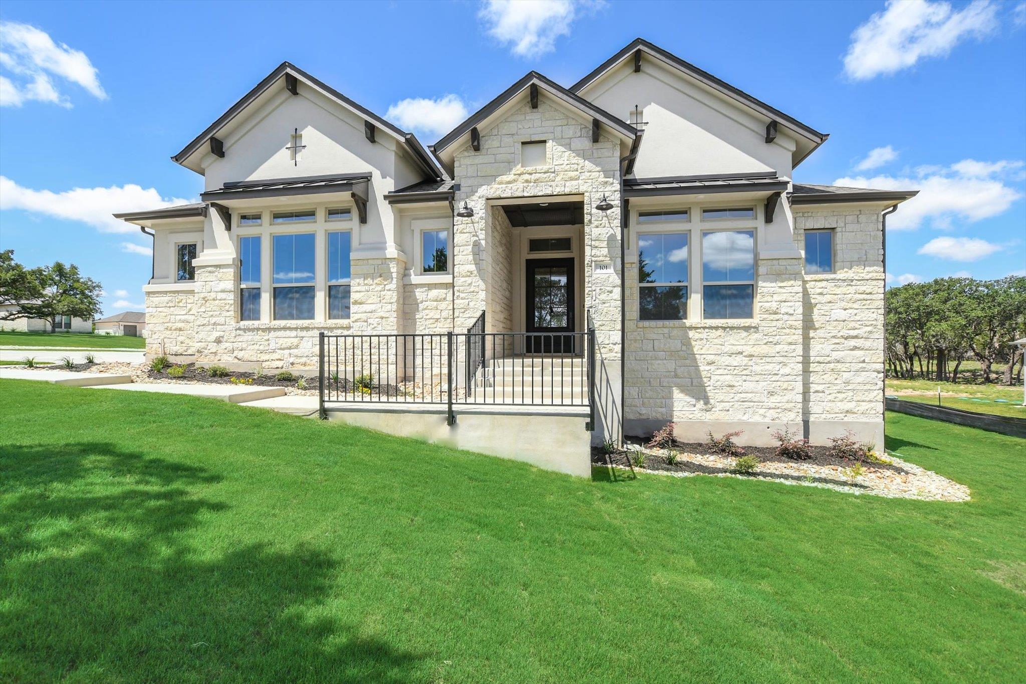 101 Nighthorse None, Liberty Hill, TX 78642