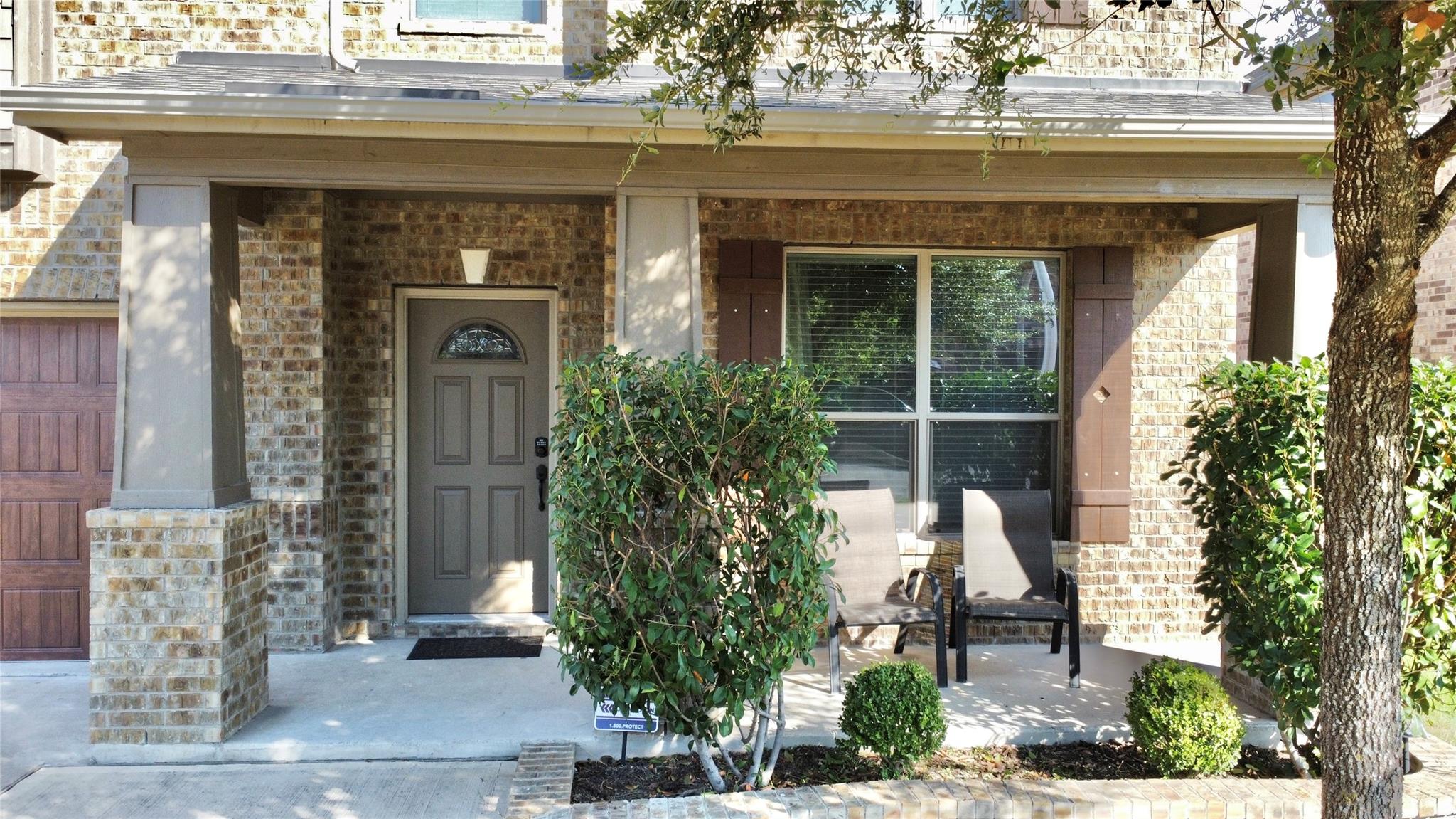 1712 Uhland Dr, Leander