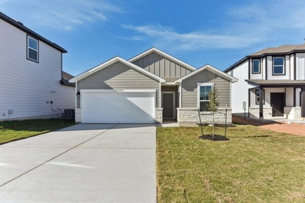 13200 Silver Blazer Dr, Buda