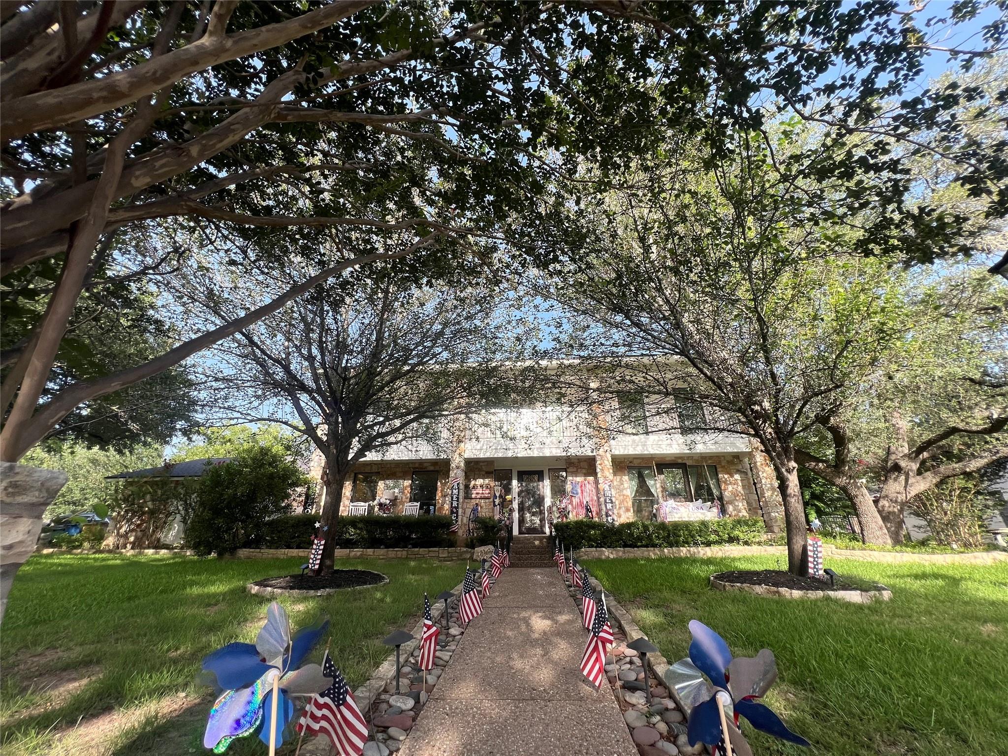 10507 Plumewood Dr, Austin, TX 78750