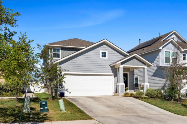 156 Appleberry Ln, Elgin
