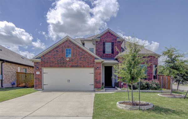 2012 La Gabriella Ln, Leander